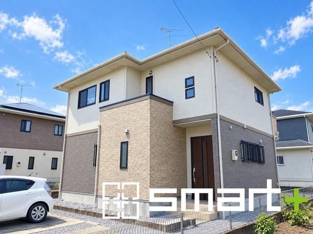 4LDK house in Yuki, Ibaraki - Photo 1