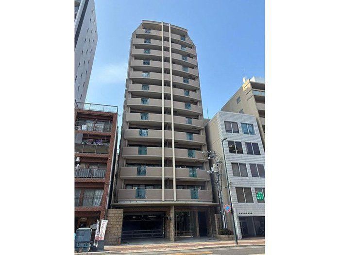 1LDK+S apartment in Naka Ward, Hiroshima - Photo 1
