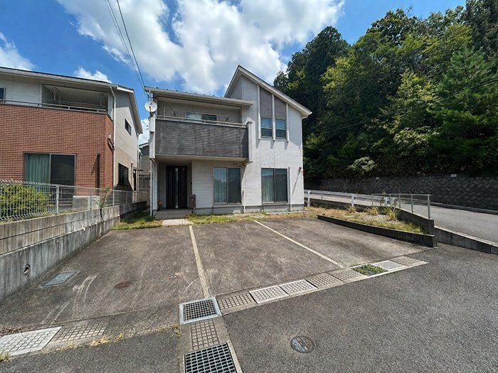 4LDK house in Higashihiroshima, Hiroshima - Photo 1