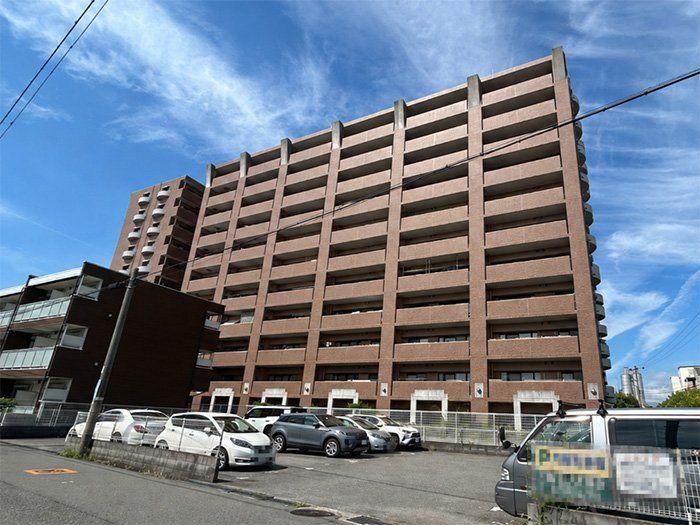 3LDK apartment in Amagasaki, Hyogo - Photo 1