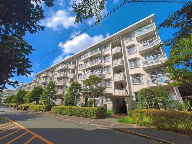 2LDK apartment in Fujisawa, Kanagawa - Photo 1