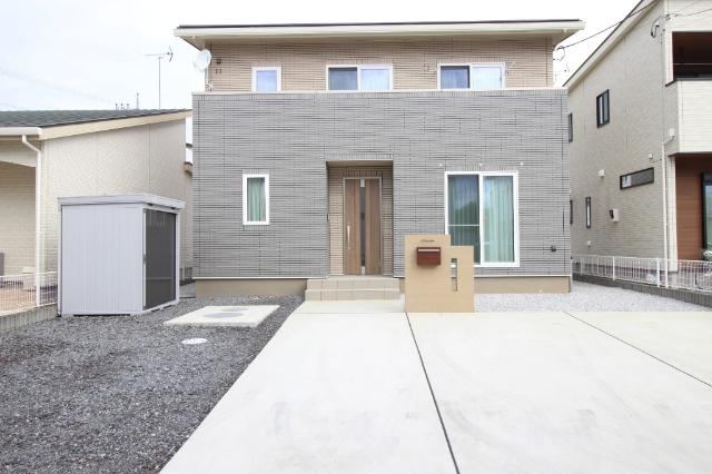 4LDK house in Isesaki, Gunma - Photo 1