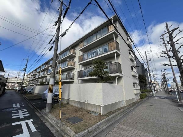 3LDK apartment in Minami Ward, Kyoto - Photo 1