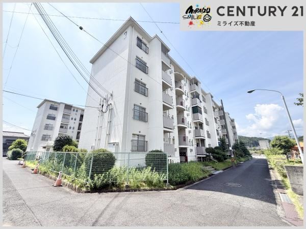 4DK apartment in Kashihara, Nara - Photo 1