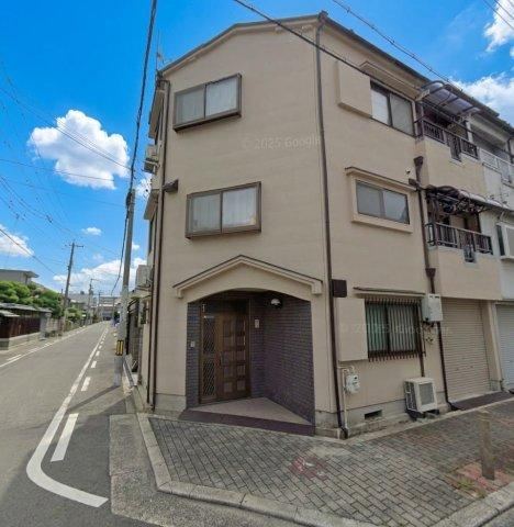 5LDK house in Asahi Ward, Osaka - Photo 1