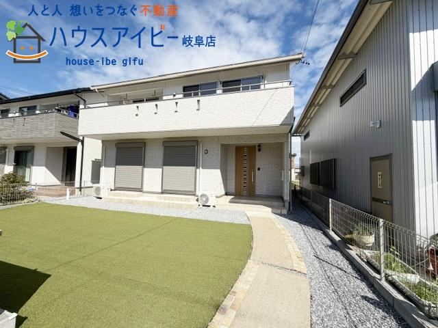 5LDK house in Gifu, Gifu - Photo 1