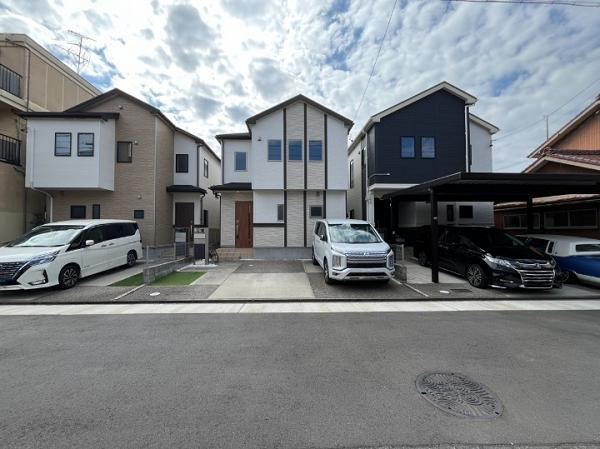 3LDK house in Minato Ward, Nagoya, Aichi - Photo 1