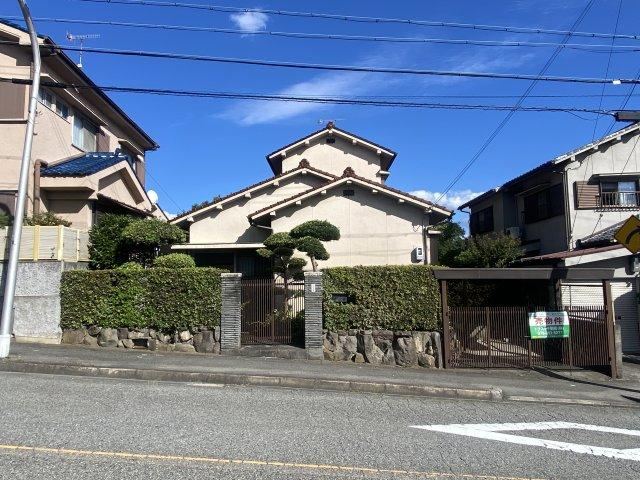 4LDK house in Nishi Ward, Kobe, Hyogo - Photo 1