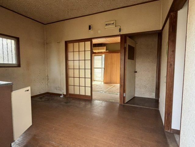 4DK house in Saijo, Ehime - photo 3