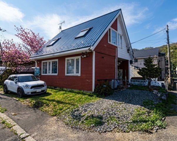 3LDK+S house in Minami Ward, Sapporo, Hokkaido - Photo 1