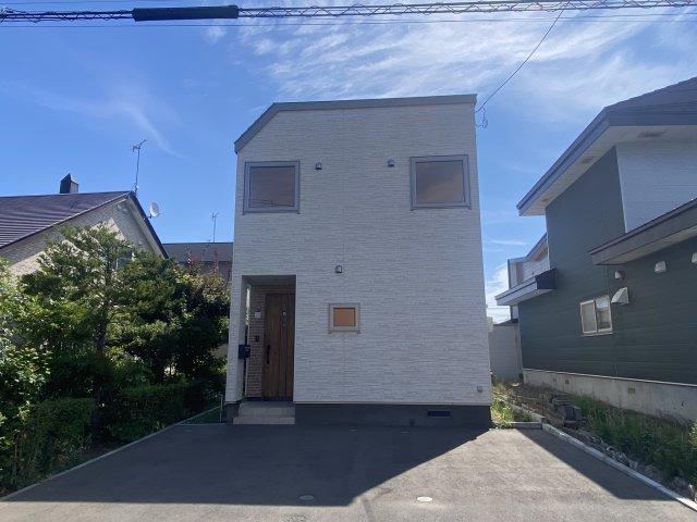 3LDK house in Higashi Ward, Sapporo, Hokkaido - Photo 1