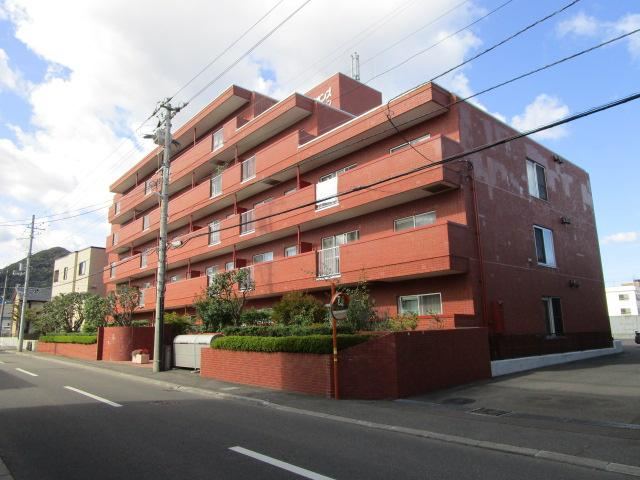 2LDK apartment in Nishi Ward, Sapporo, Hokkaido - Photo 1