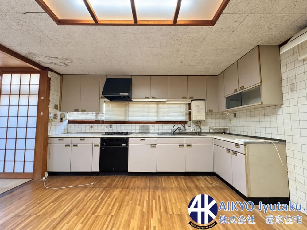 11LDK house in Ukyo Ward, Kyoto - Photo 1