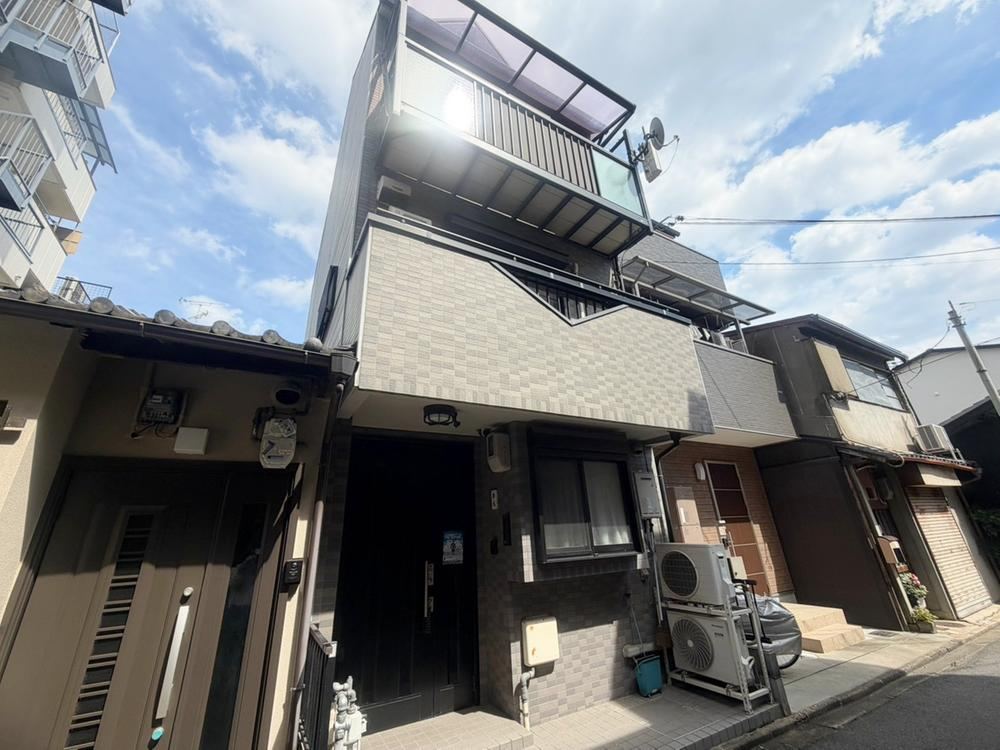 3LDK house in Nakagyo Ward, Kyoto - Photo 1