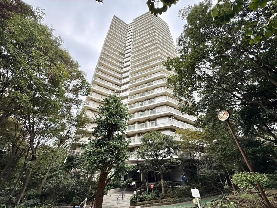 3LDK apartment in Itabashi Ward, Tokyo - Photo 1