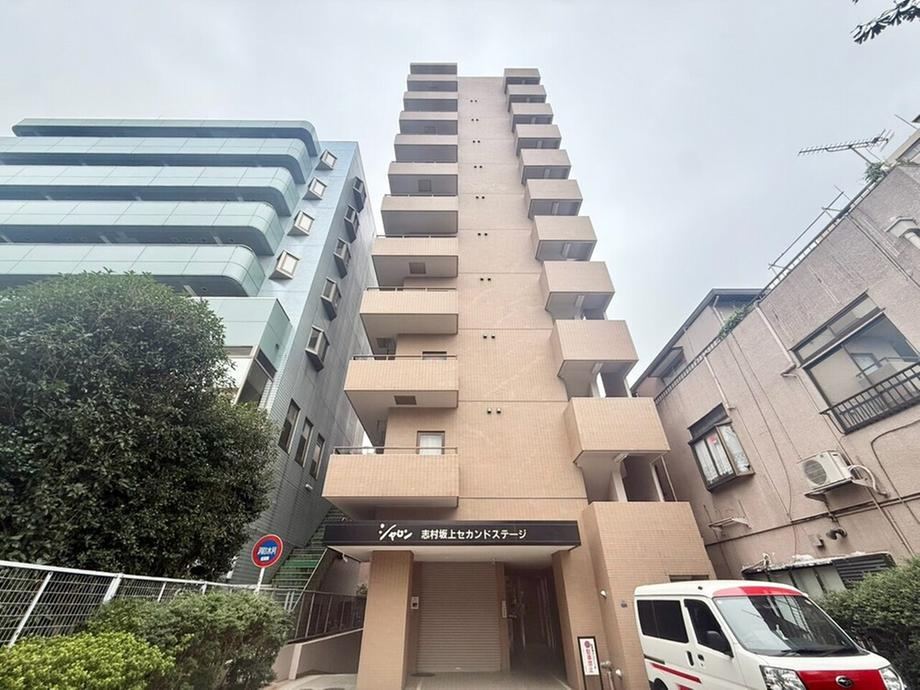 2LDK apartment in Itabashi Ward, Tokyo - Photo 1