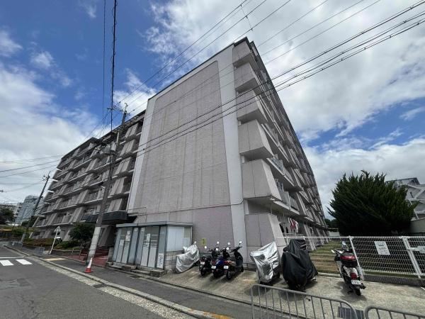 2DK apartment in Ukyo Ward, Kyoto - Photo 1
