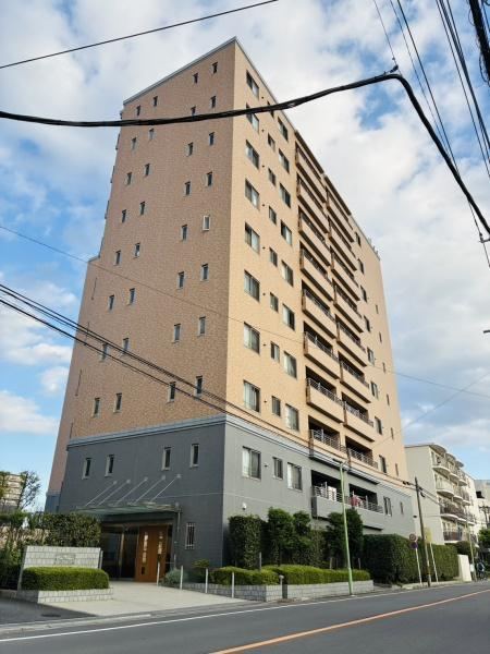 4LDK apartment in Kawaguchi, Saitama - Photo 1