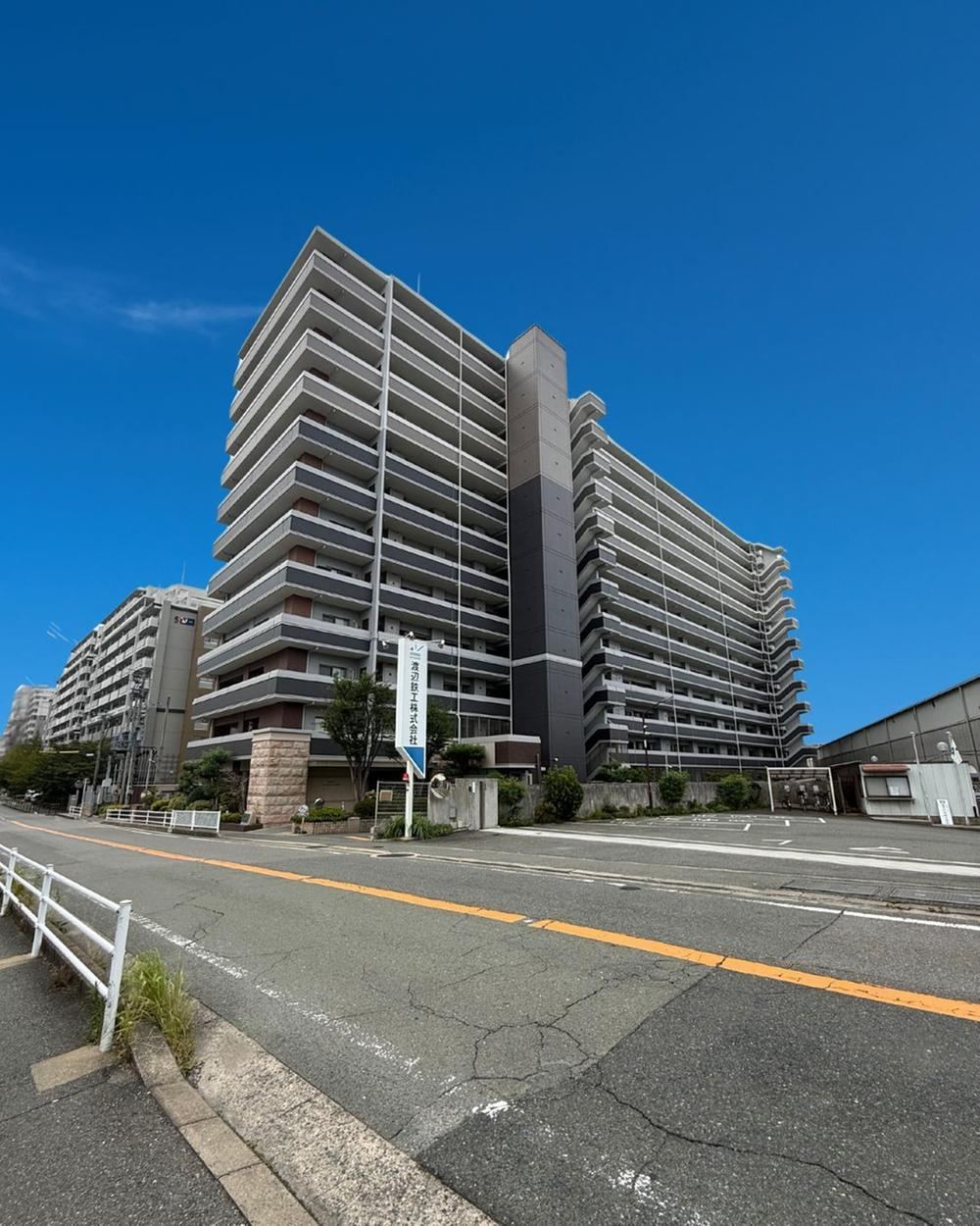 3LDK apartment in Hakata Ward, Fukuoka - Photo 1