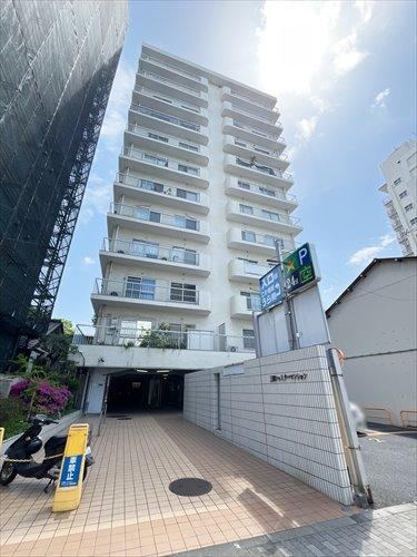 1LDK apartment in Minato Ward, Tokyo - Photo 1