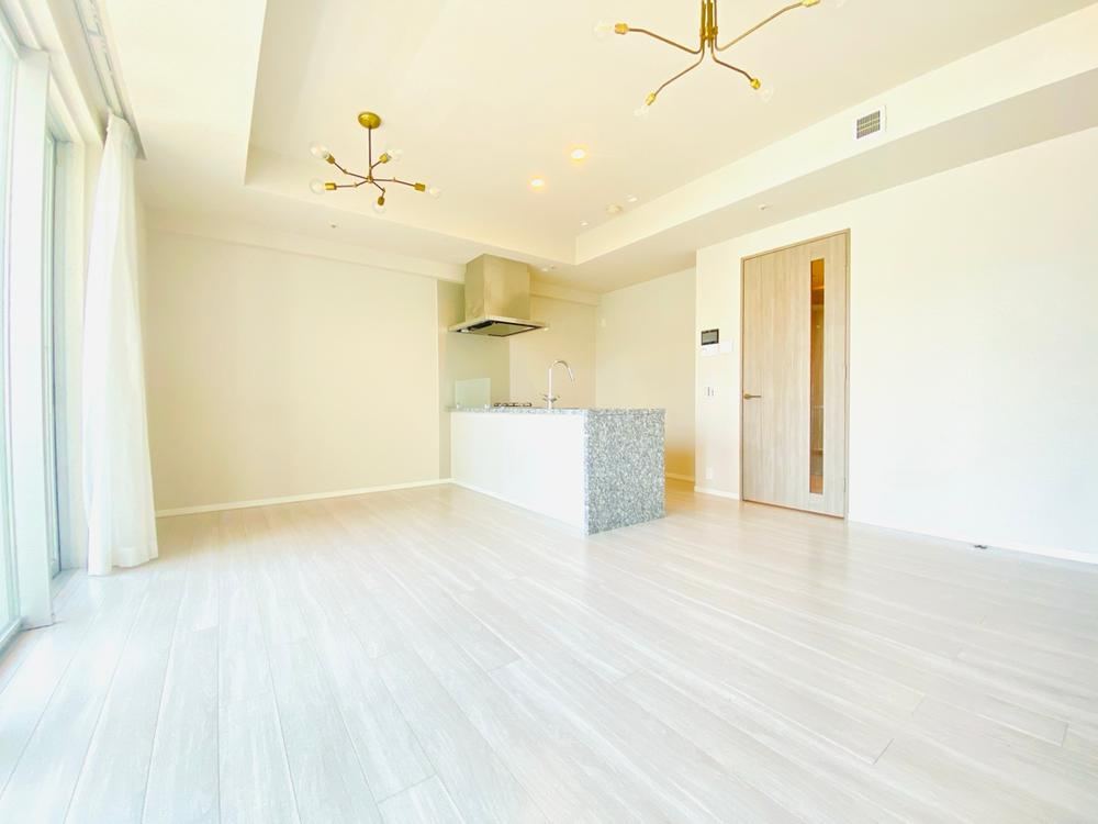 2LDK apartment in Kanagawa Ward, Yokohama, Kanagawa - Photo 1