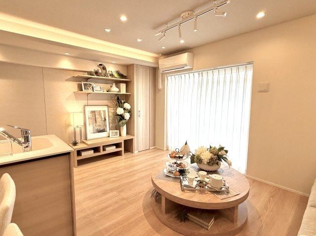 2LDK+S apartment in Koto Ward, Tokyo - Photo 1