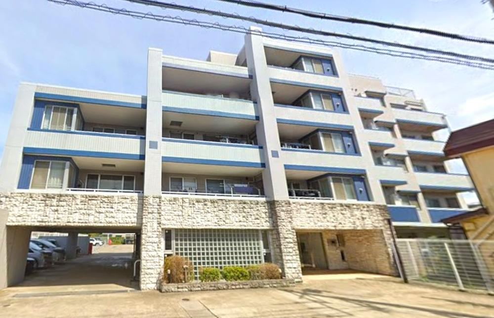 3LDK apartment in Funabashi, Chiba - Photo 1