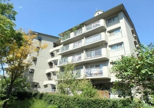 3LDK apartment in Ashiya, Hyogo - Photo 1