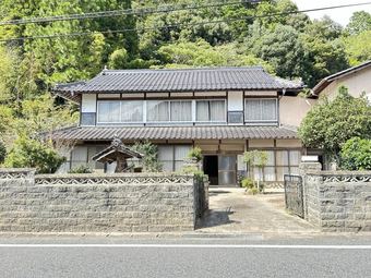 9DK house in Mimasaka