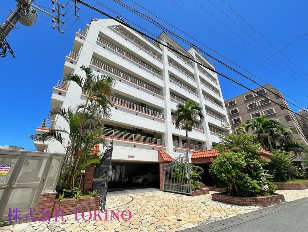 3LDK apartment in Naha, Okinawa - Photo 1