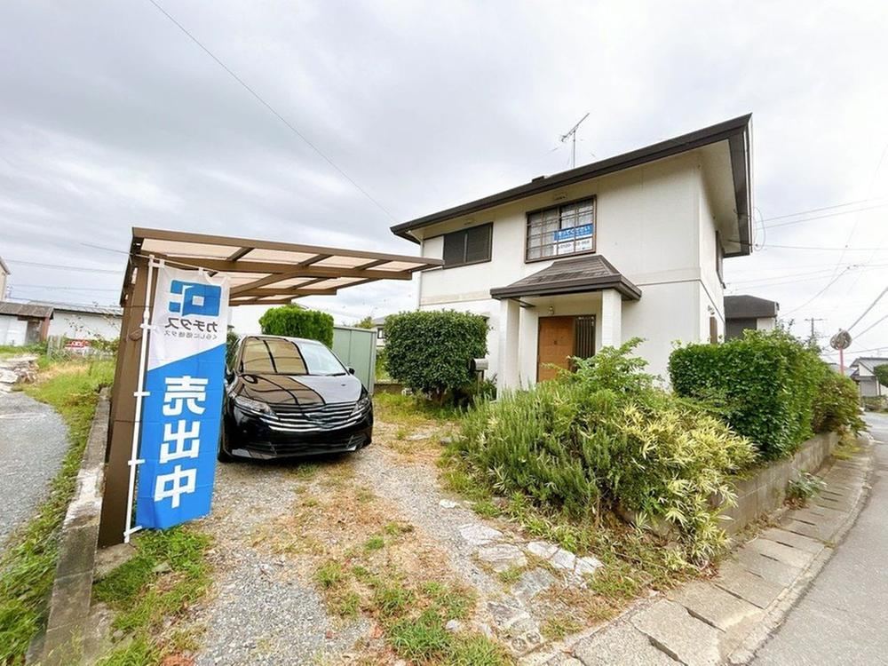 4LDK house in Tosu, Saga - Photo 1