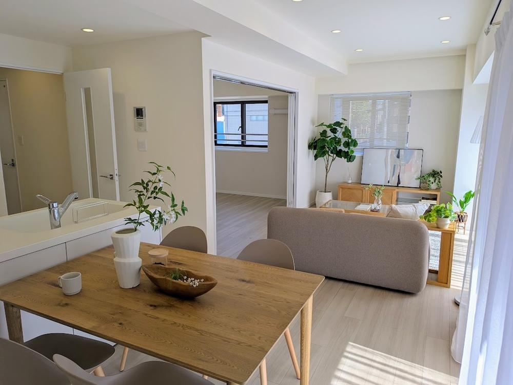 3LDK apartment in Higashi Ward, Nagoya, Aichi - Photo 1