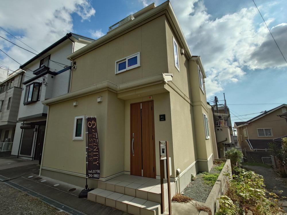 3LDK house in Chuo Ward, Kobe, Hyogo - Photo 1