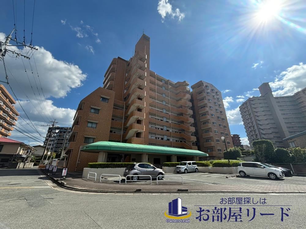 3LDK apartment in Kurume, Fukuoka - Photo 1