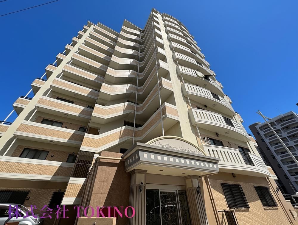 4LDK apartment in Naha, Okinawa - Photo 1