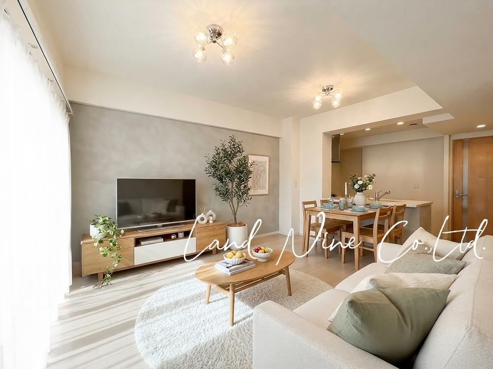 3LDK apartment in Funabashi, Chiba - Photo 1