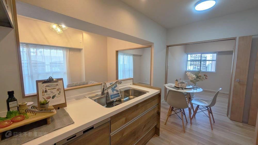 2LDK apartment in Chuo Ward, Niigata - Photo 1