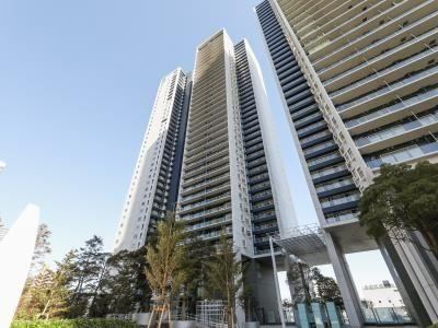 3LDK apartment in Minato Ward, Tokyo - Photo 1