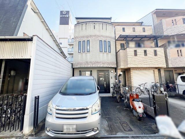 4LDK house in Higashisumiyoshi Ward, Osaka - Photo 1