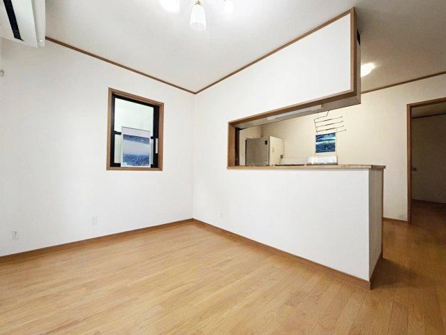 5LDK house in Higashiosaka, Osaka - Photo 1