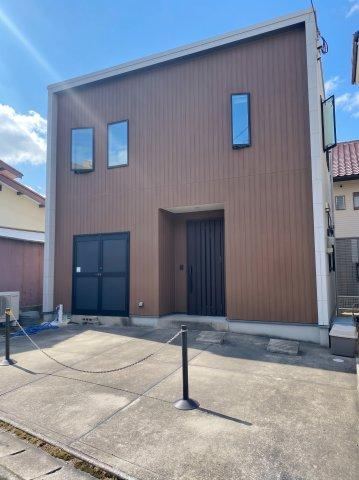 3LDK house in Sawara Ward, Fukuoka - Photo 1