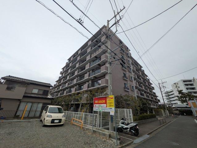 3DK apartment in Fujisawa, Kanagawa - Photo 1