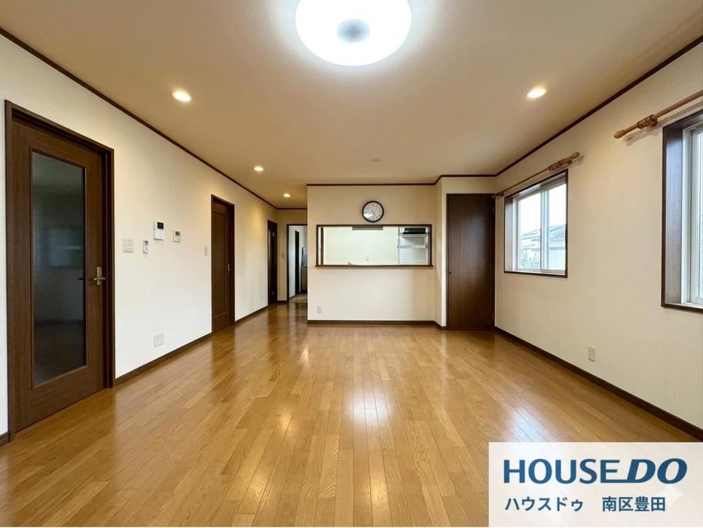 3LDK house in Naka Ward, Sakai, Osaka - Photo 1