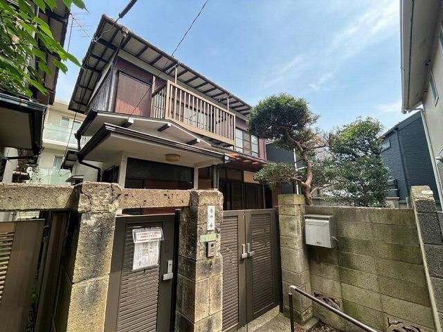 5LDK house in Setagaya Ward, Tokyo - Photo 1