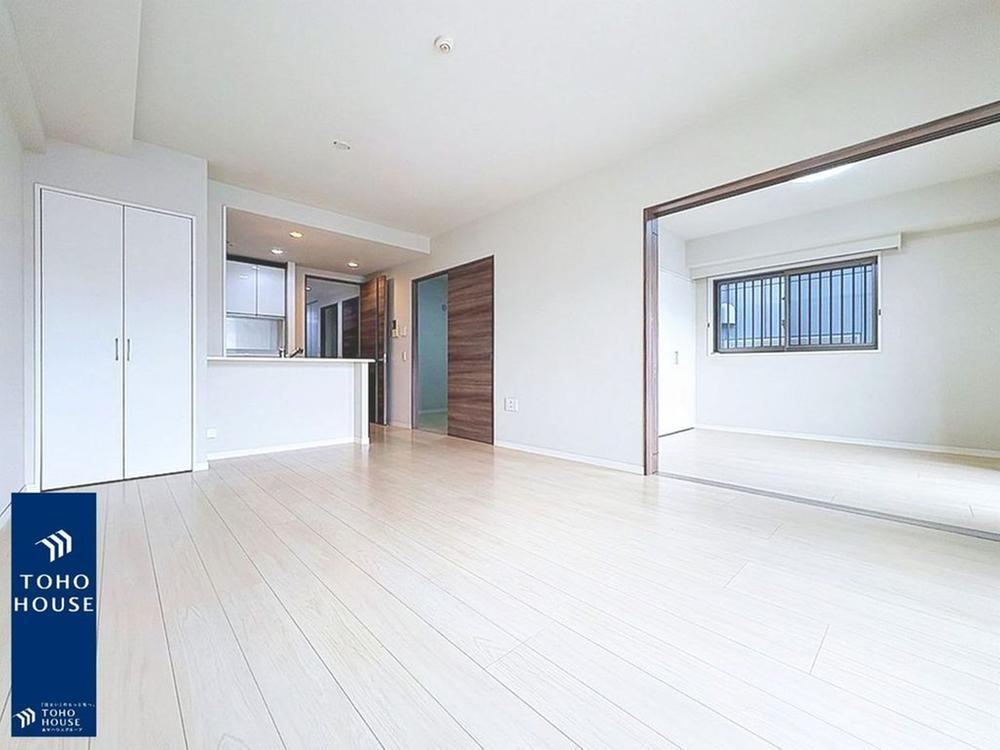 2LDK+S apartment in Edogawa Ward, Tokyo - Photo 1