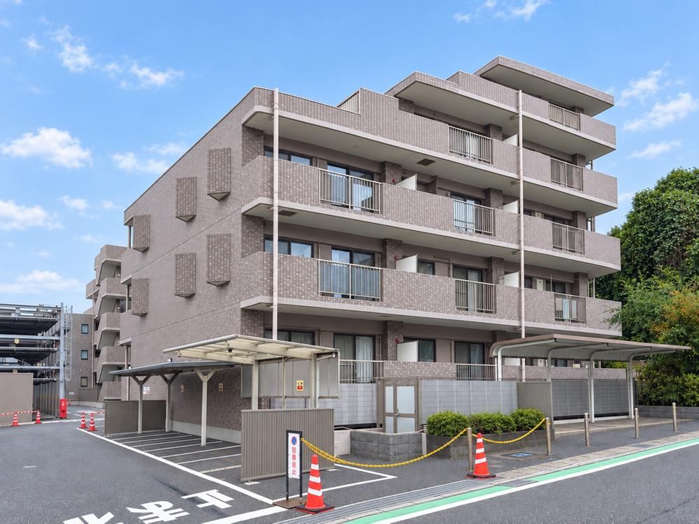 3LDK apartment in Inage Ward, Chiba - Photo 1