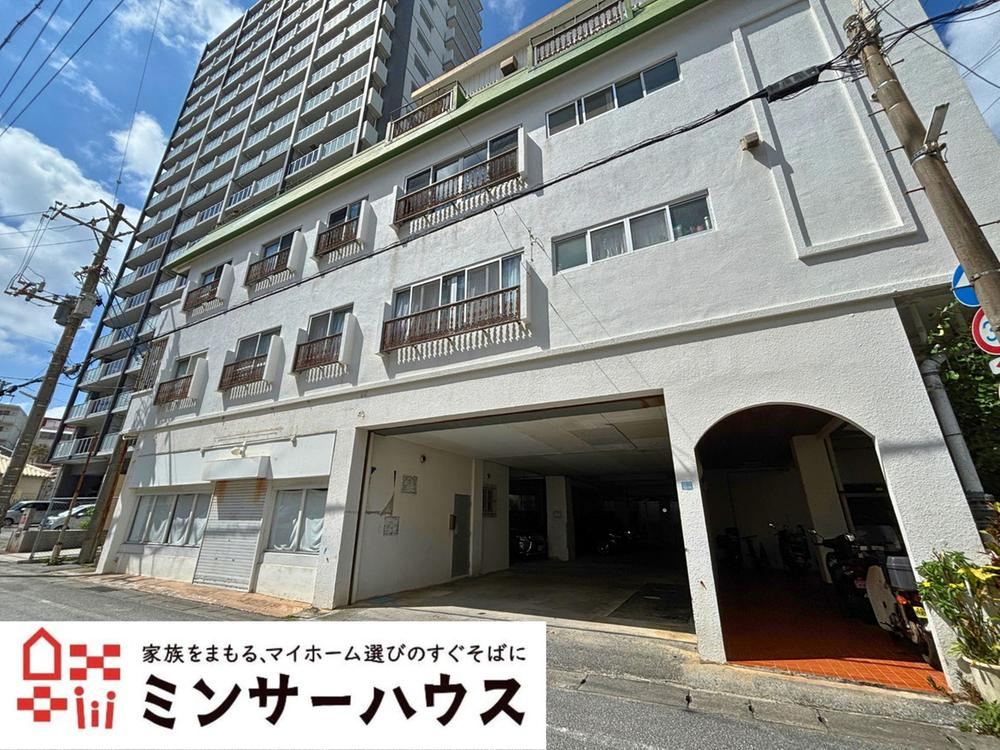 2LDK apartment in Naha, Okinawa - Photo 1