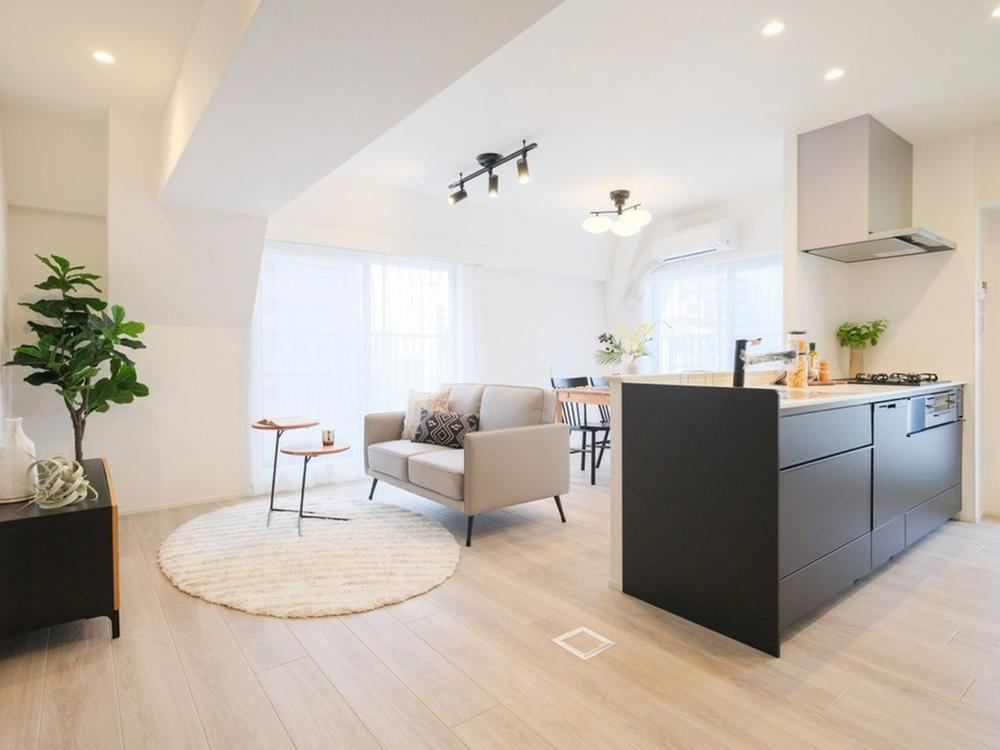 3LDK apartment in Nishi Ward, Yokohama, Kanagawa - Photo 1