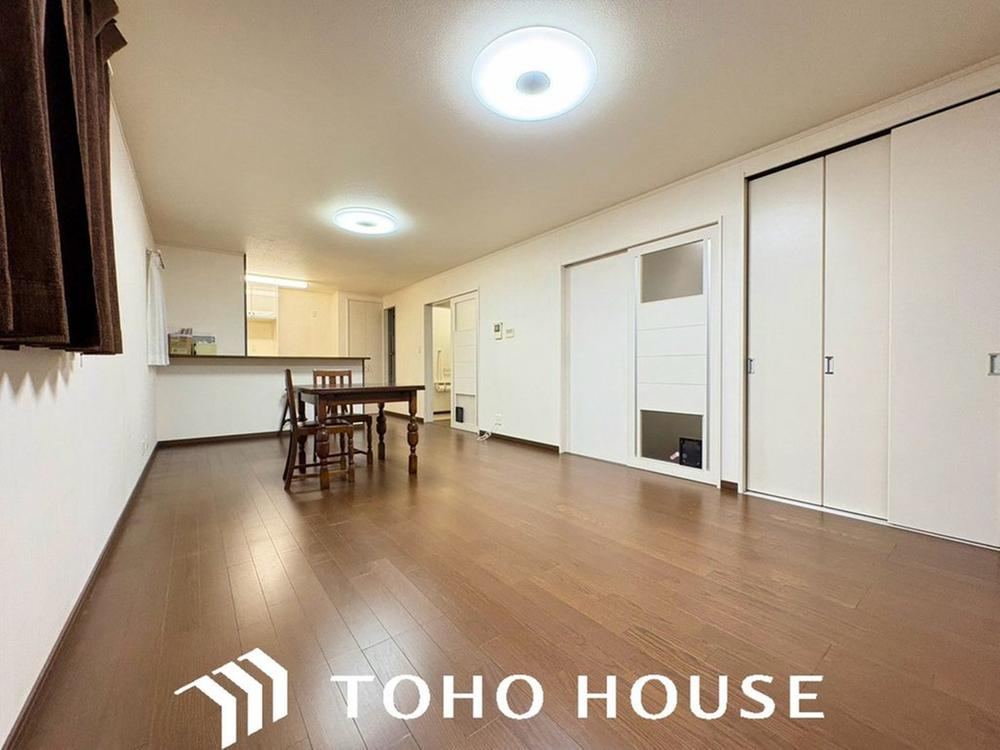 4LDK house in Naniwa Ward, Osaka - Photo 1