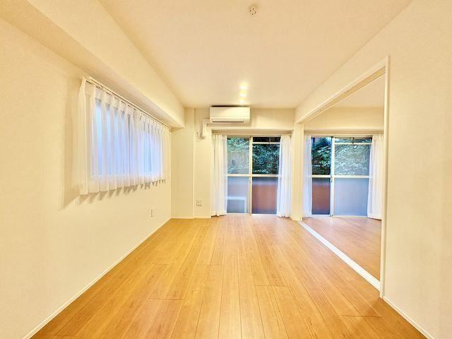1LDK apartment in Shinagawa Ward, Tokyo - Photo 1